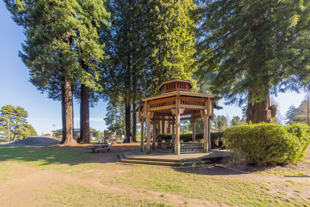 rv, Things to Do in Eureka, amenity, Sequoia Park Garden, Eureka, RV Parks in Eureka