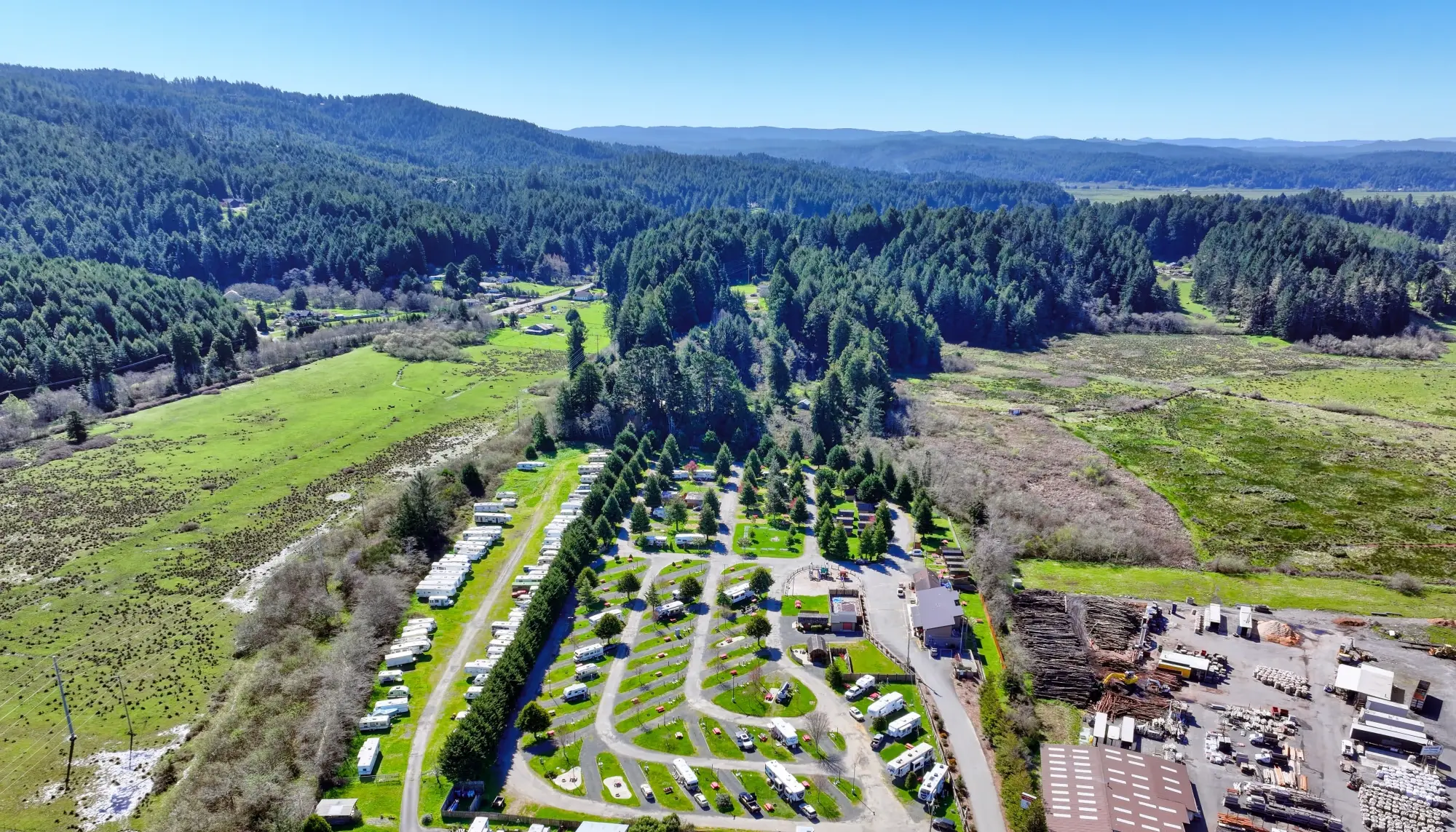 RV Parks in Eureka, Rent cabins in California, cabin, Eureka, amenities